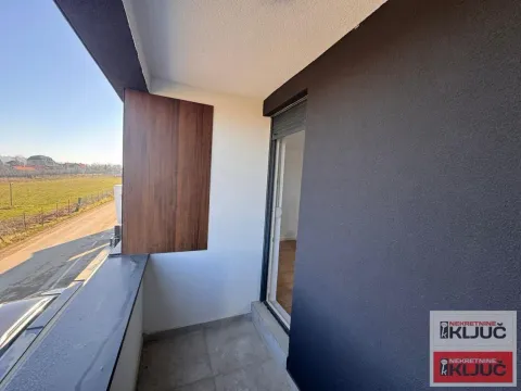Prodaja, trosoban stan, 72m², Alibegovac, Petrovaradin - image 6