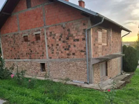 Prodaja, kuća, 239m², Djurinci, Sopot - image 3