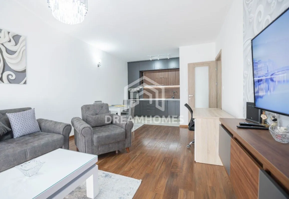 Izdavanje, dvosoban stan, 69m², City Kvart, Podgorica