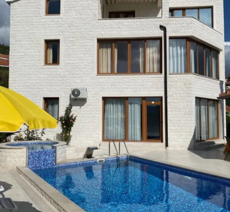 Sale, hospitality venue, 303m², Trebešin, Herceg Novi