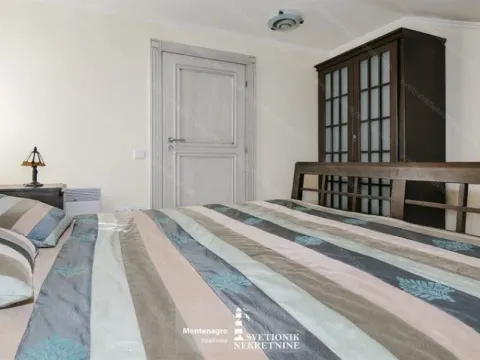 Prodaja, kuća, 197m², Đenovići, Herceg Novi - image 11