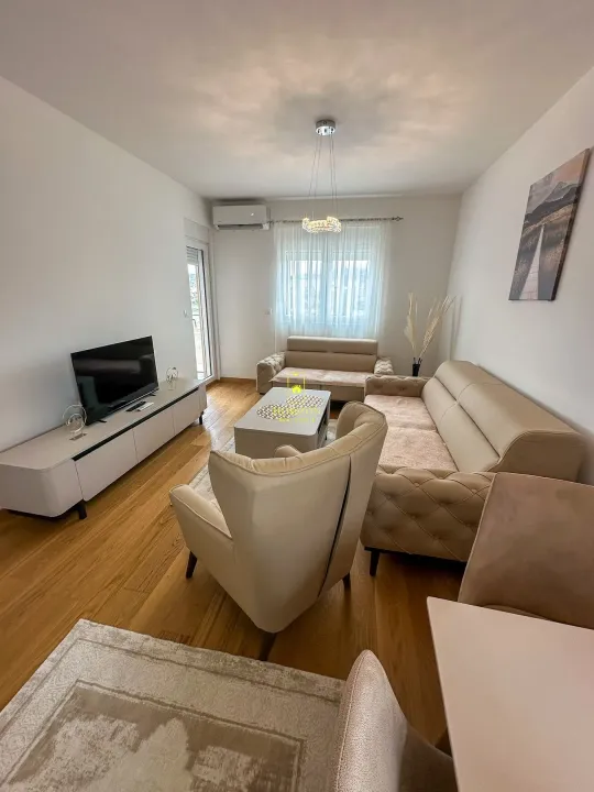 Rent, two bedroom apartment, 72m², New City, Podgorica