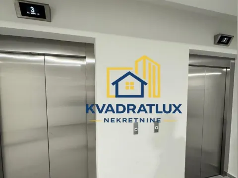 Prodaja, jednosoban stan, 53m², Centar, Bar - image 3