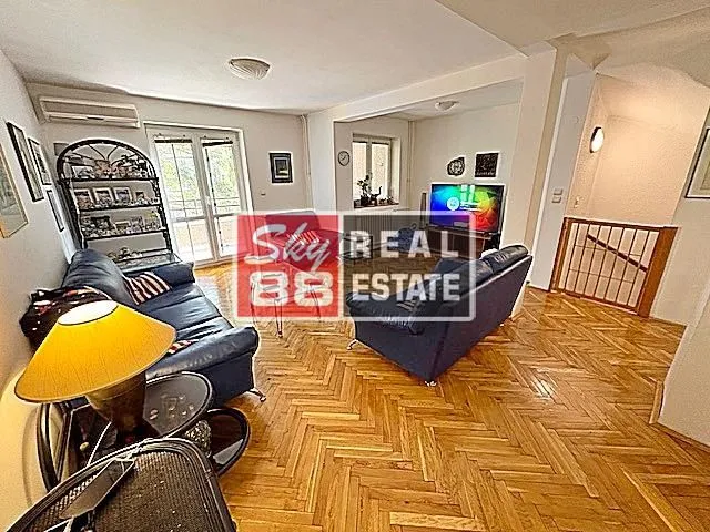Prodaja, kuća, 280m², Čukarica, Beograd