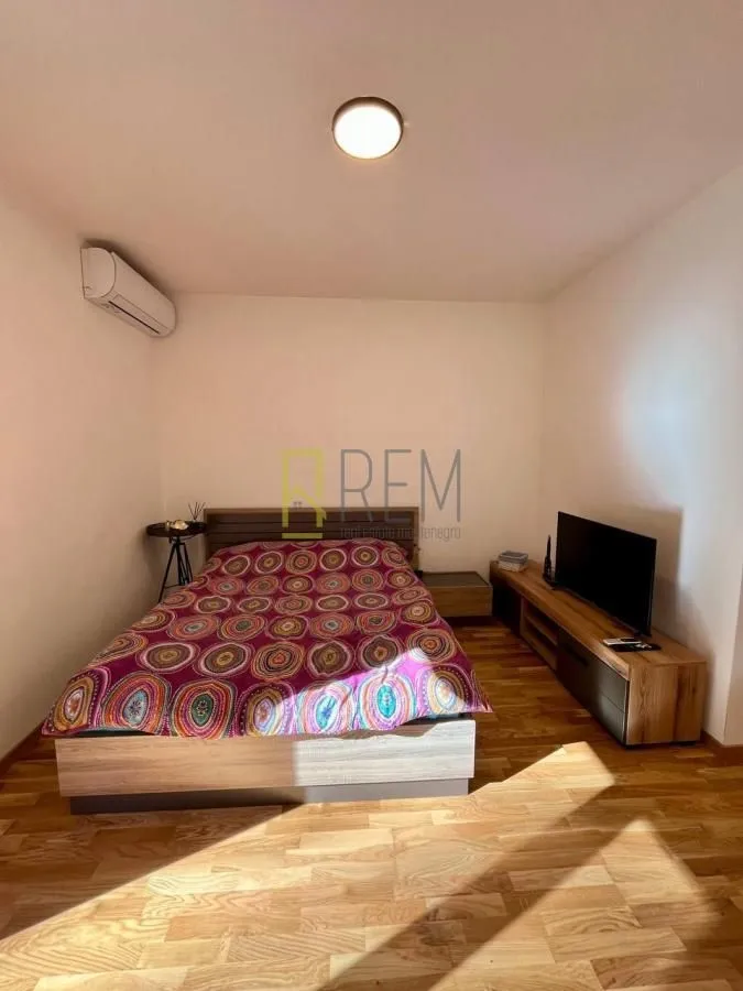 Prodaja, garsonjera, 28m², Bečići, Budva
