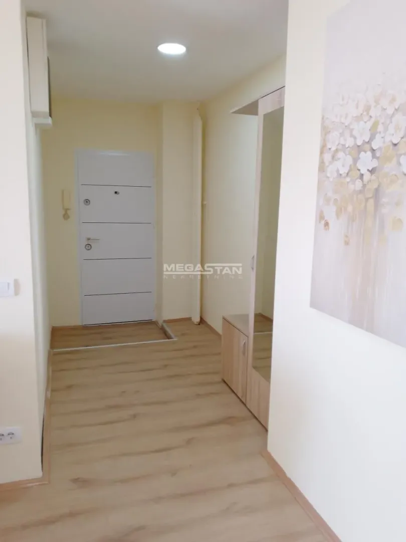 Prodaja, trosoban stan, 64m², Zemun Sve Podlokacije, Beograd