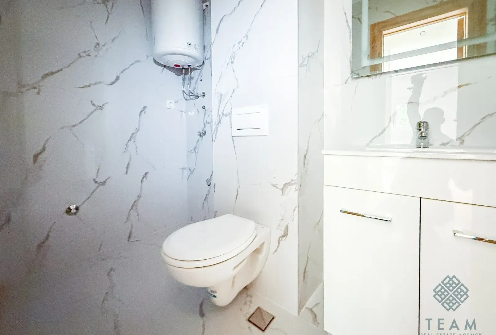 Sale, one bedroom apartment, 46m², Bečići, Budva