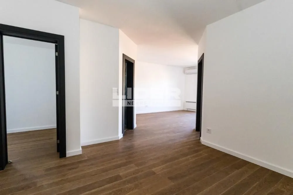 Prodaja, dvosoban stan, 61m², Uciteljsko Naselje, Zvezdara Sve Podlokacije