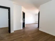 Prodaja, dvosoban stan, 61m², Uciteljsko Naselje, Zvezdara Sve Podlokacije - image 1