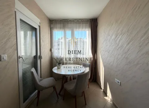 Rent, three bedroom apartment, 105m², Preko Morače, Podgorica - image 7