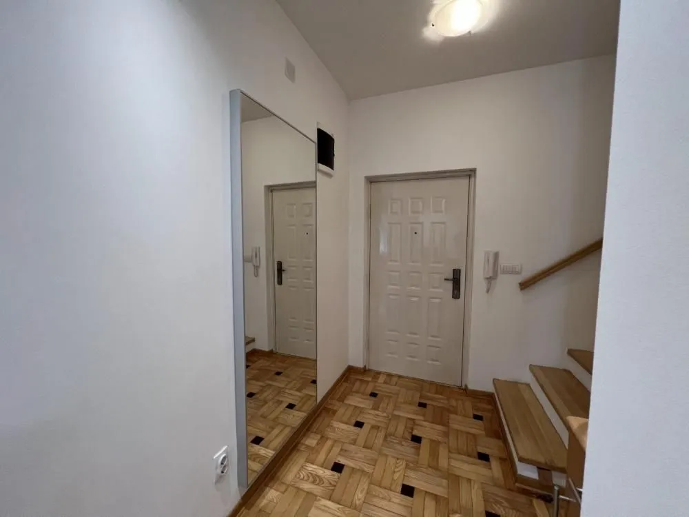 Rent, four bedroom apartment, 135m², Vračar Hram, Vračar Sve Podlokacije