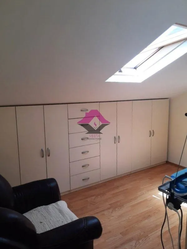 Sale, four bedroom apartment, 120m², Mladenovac, Beograd