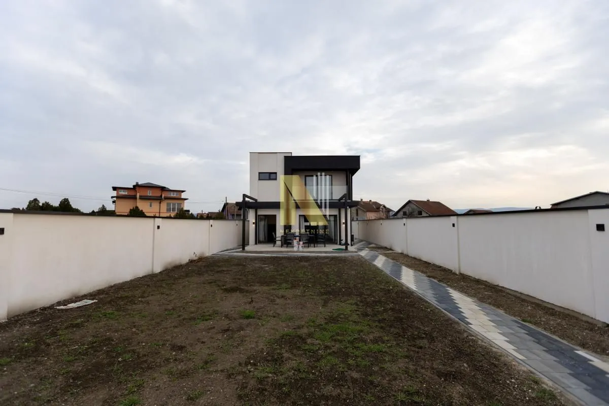 Prodaja, kuća, 122m², Veternik, Novi Sad Sve Podlokacije