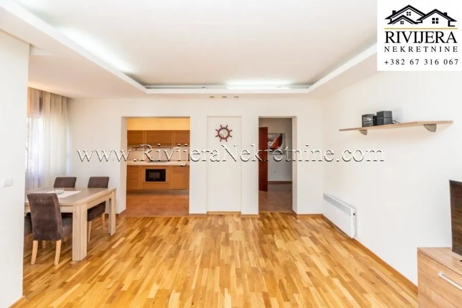 Prodaja, dvosoban stan, 80m², Đenovići, Herceg Novi