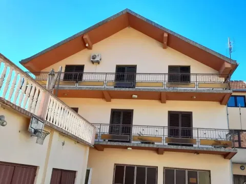 Prodaja, kuća, 307m², Kotor, Crna Gora - image 4