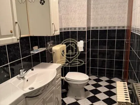Izdavanje, dvosoban stan, 80m², Mala vaga, Kragujevac - image 10