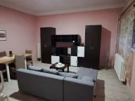 Izdavanje, dvosoban stan, 60m², Centar, Novi Sad