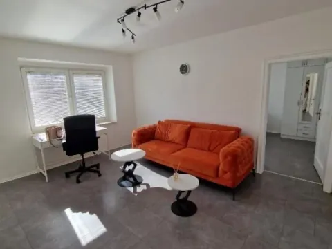 Prodaja, dvosoban stan, 44m², Novi Beograd Blok 7, Novi Beograd Sve Podlokacije - image 1