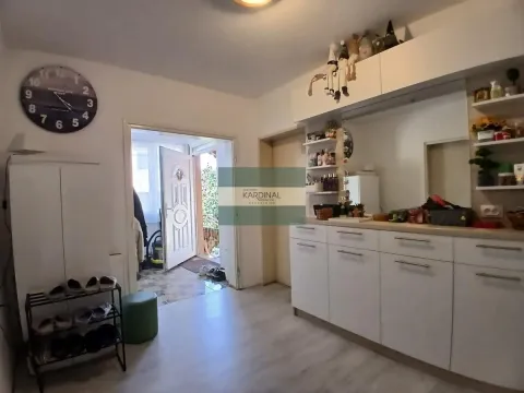 Prodaja, kuća, 226m², Tavrića obori, Jagodina - image 18