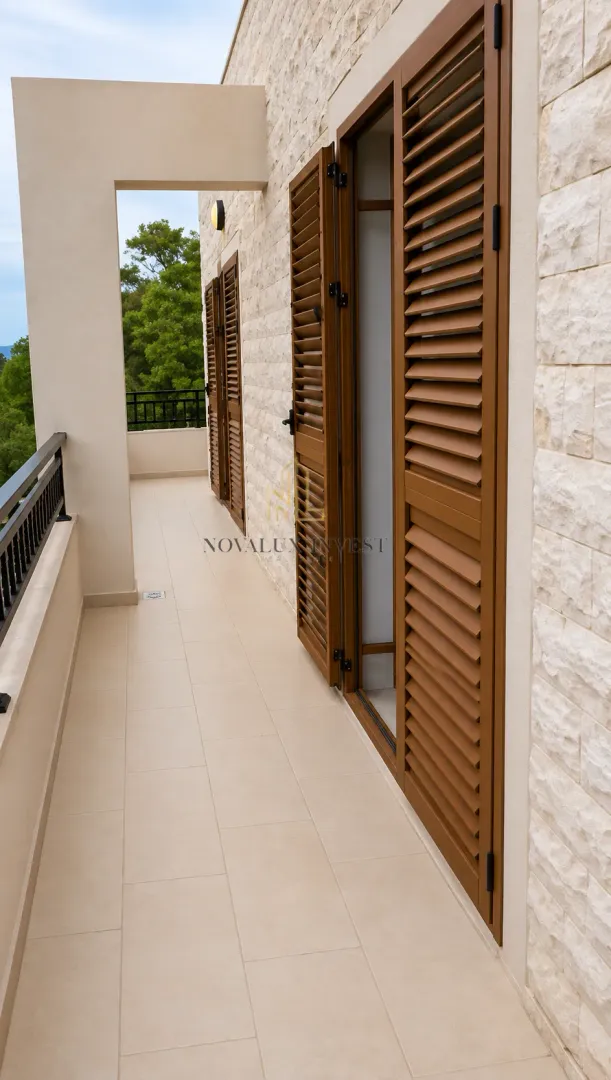 Prodaja, trosoban stan, 107m², Mažina, Tivat