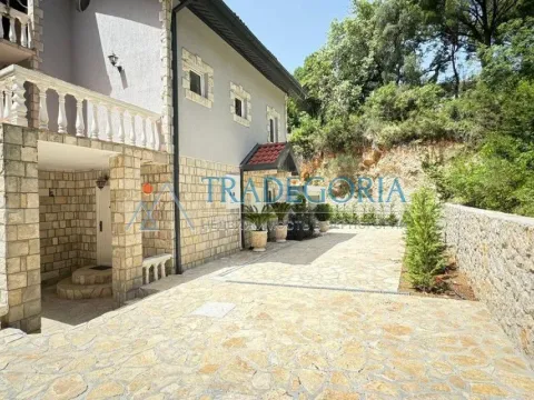 Prodaja, kuća, 320m², Bar, Crna Gora - image 7