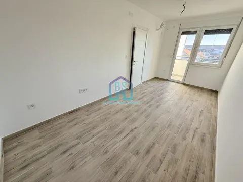 Sale, three bedroom apartment, 86m², Veternička rampa, Novi Sad Sve Podlokacije - image 13