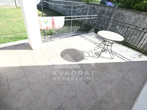 Rent, house, 400m², Zlatica, Podgorica - image 36