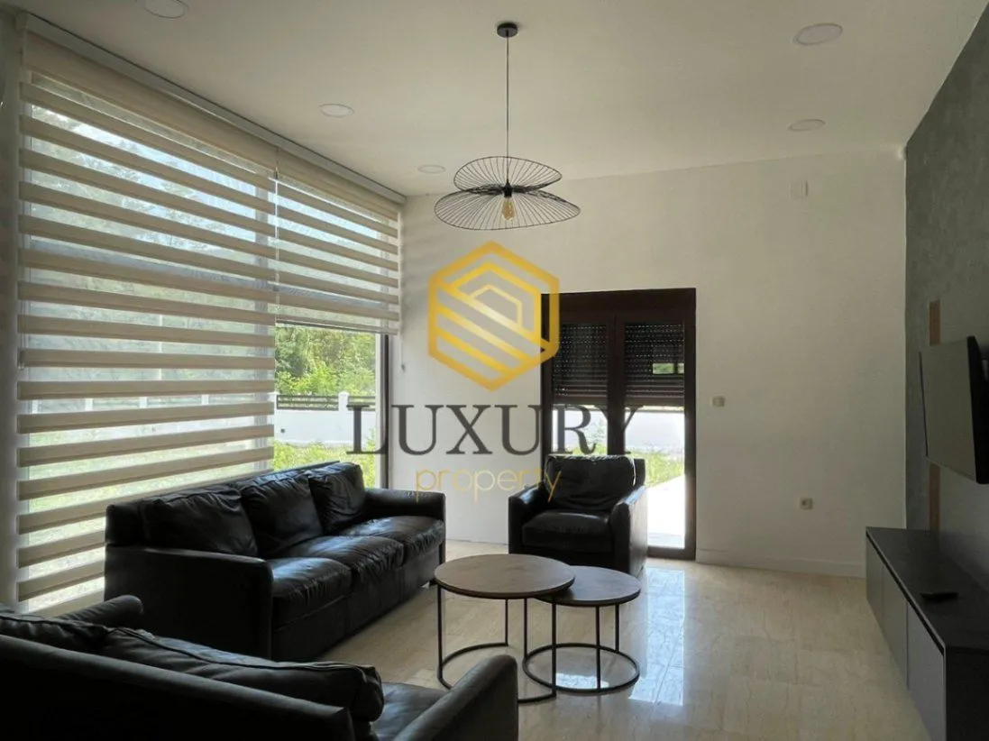 Rent, house, 140m², Velje Brdo, Podgorica