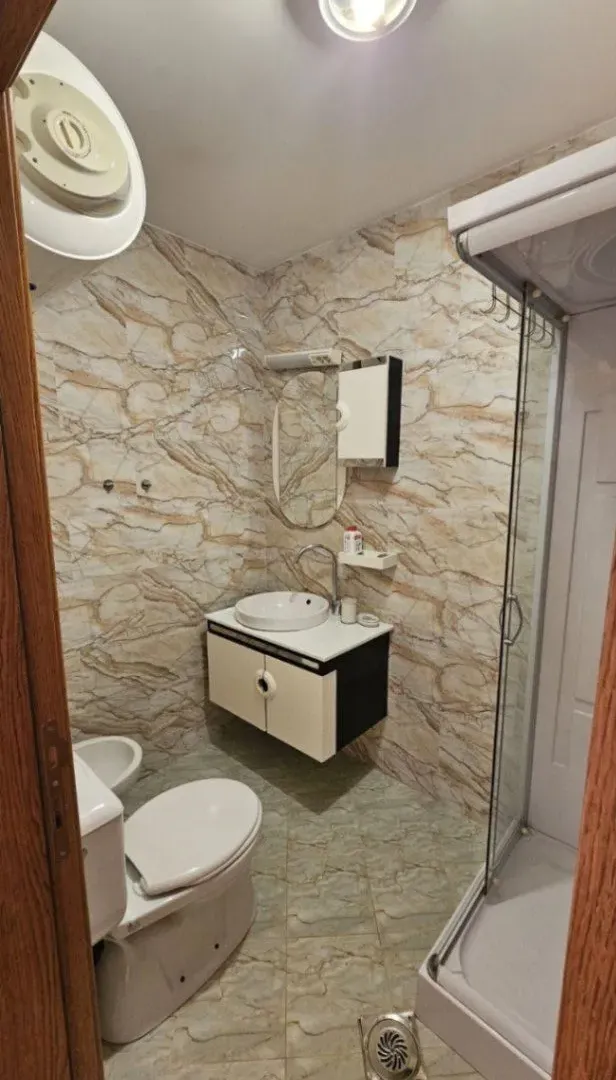 Izdavanje, dvosoban stan, 64m², Stari Aerodrom, Podgorica