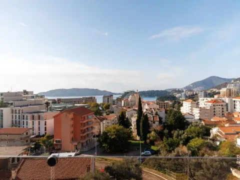 Sale, three bedroom apartment, Bečići, Budva - image 40