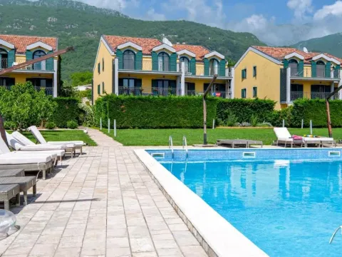 Prodaja, kuća, 174m², Kotor, Crna Gora - image 3