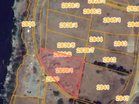 Zemljište in Dajbabe