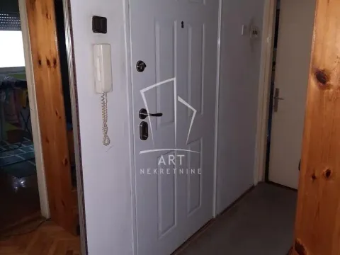 Sale, four bedroom apartment, 105m², Medaković Sve Podlokacije, Beograd - image 7