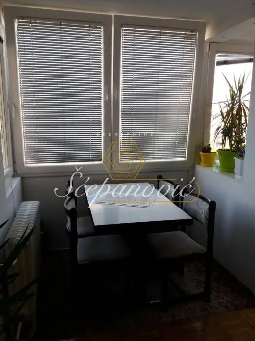 Prodaja, dvosoban stan, 48m², Bulevar Oslobodjenja, Novi Sad Sve Podlokacije