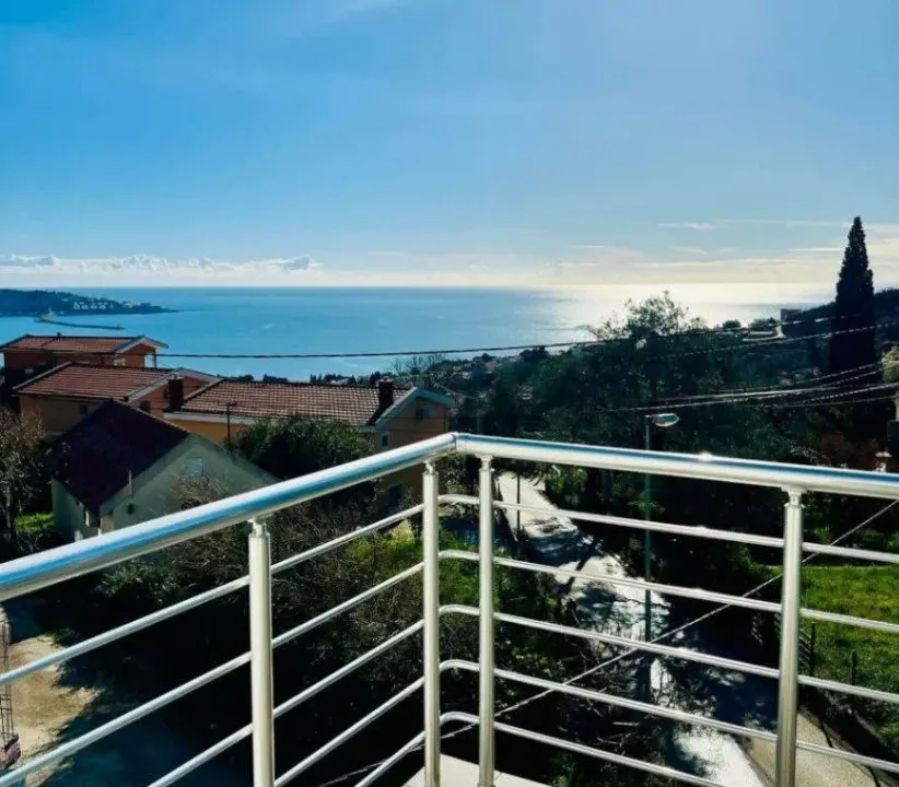 Sale, house, 220m², Šušanj, Bar