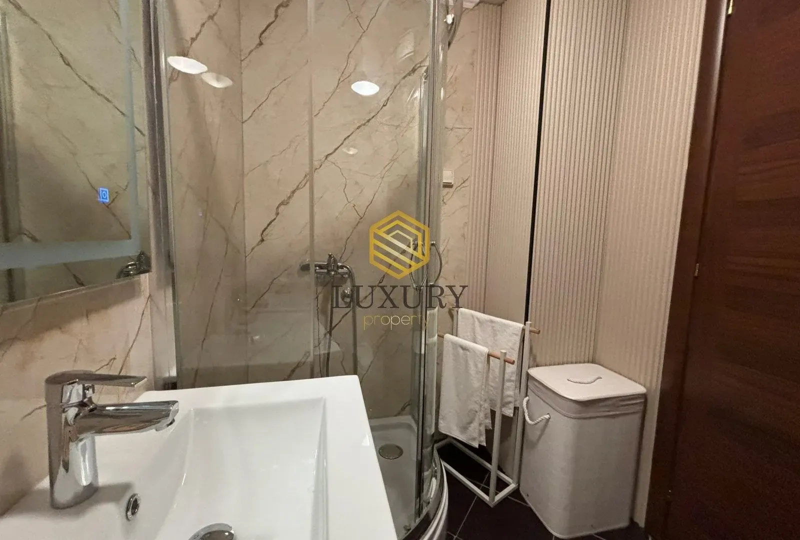Rent, two bedroom apartment, 78m², City Kvart, Podgorica
