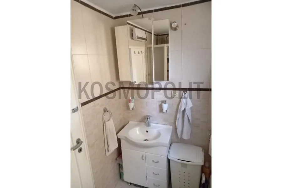 Sale, two bedroom apartment, 61m², Slavujev Venac, Zvezdara Sve Podlokacije