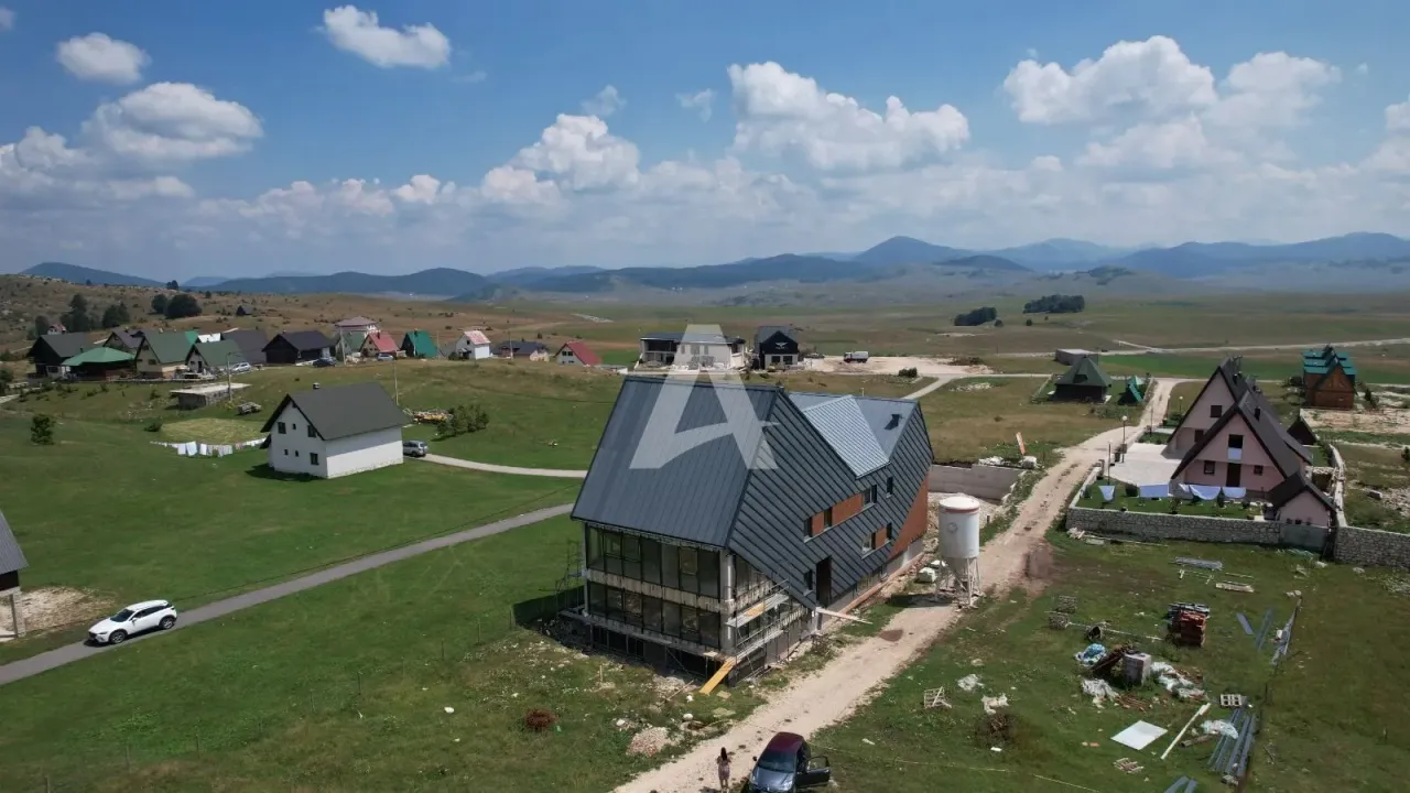 Prodaja, jednosoban stan, 28m², Žabljak, Crna Gora