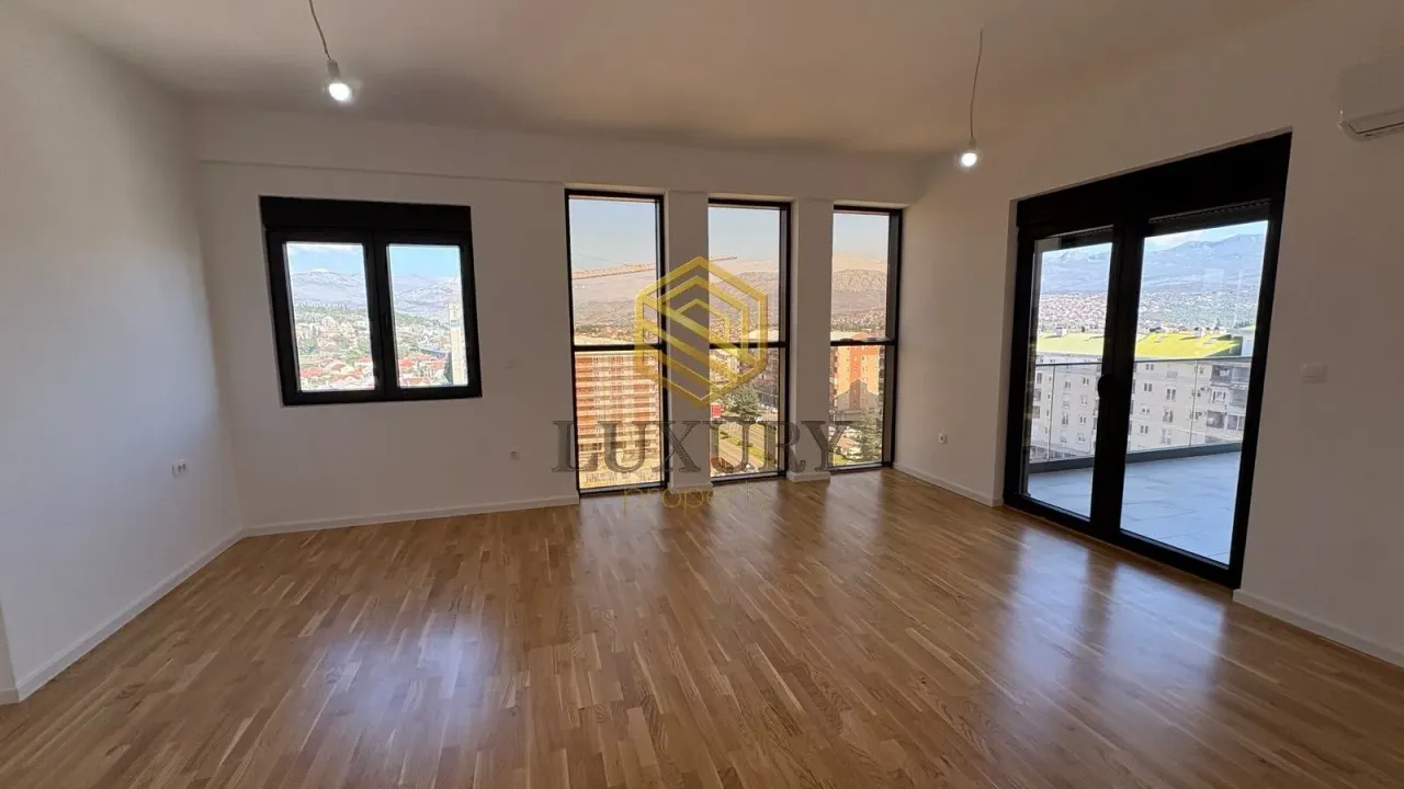 Rent, apartment, 275m², Stari Aerodrom, Podgorica