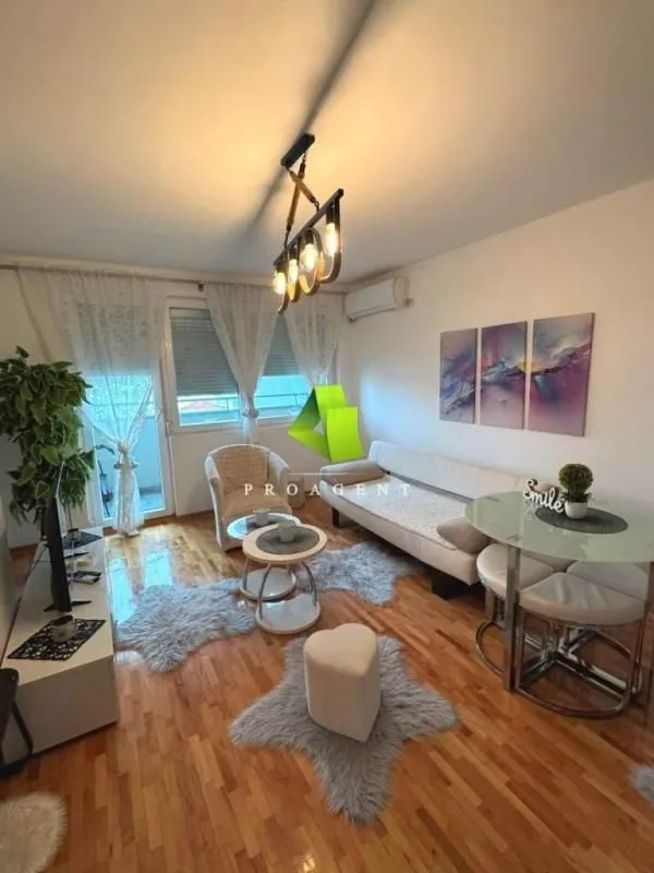 Izdavanje, jednosoban stan, 40m², Medijana, Niš