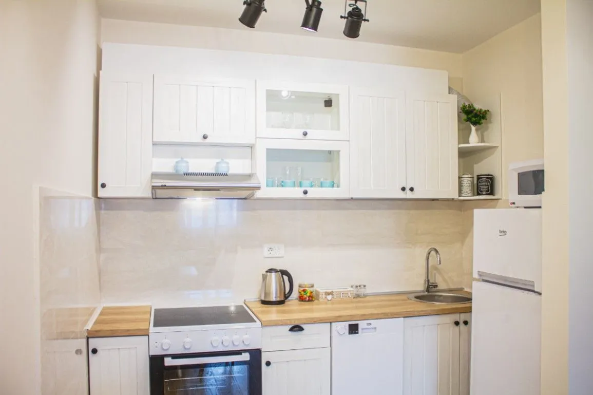 Rent, one bedroom apartment, 49m², Centar, Bar