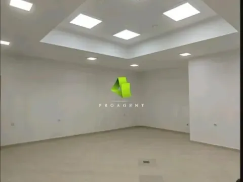 Poslovni prostor in Medijana