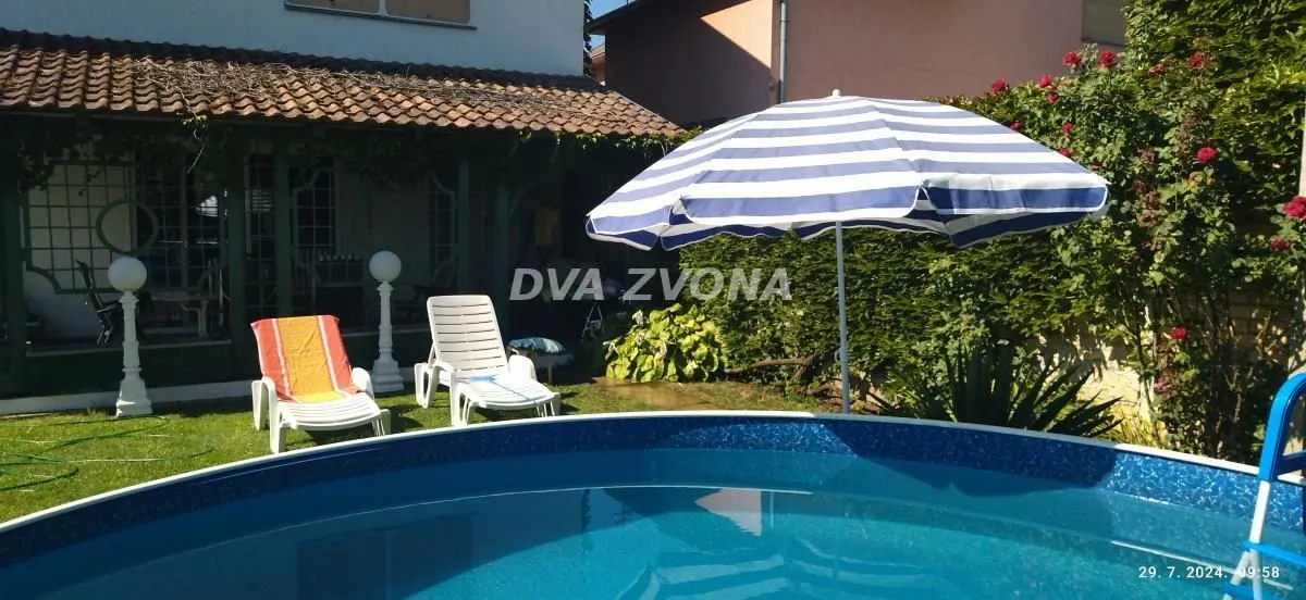 Prodaja, kuća, 274m², Temerin, Novi Sad