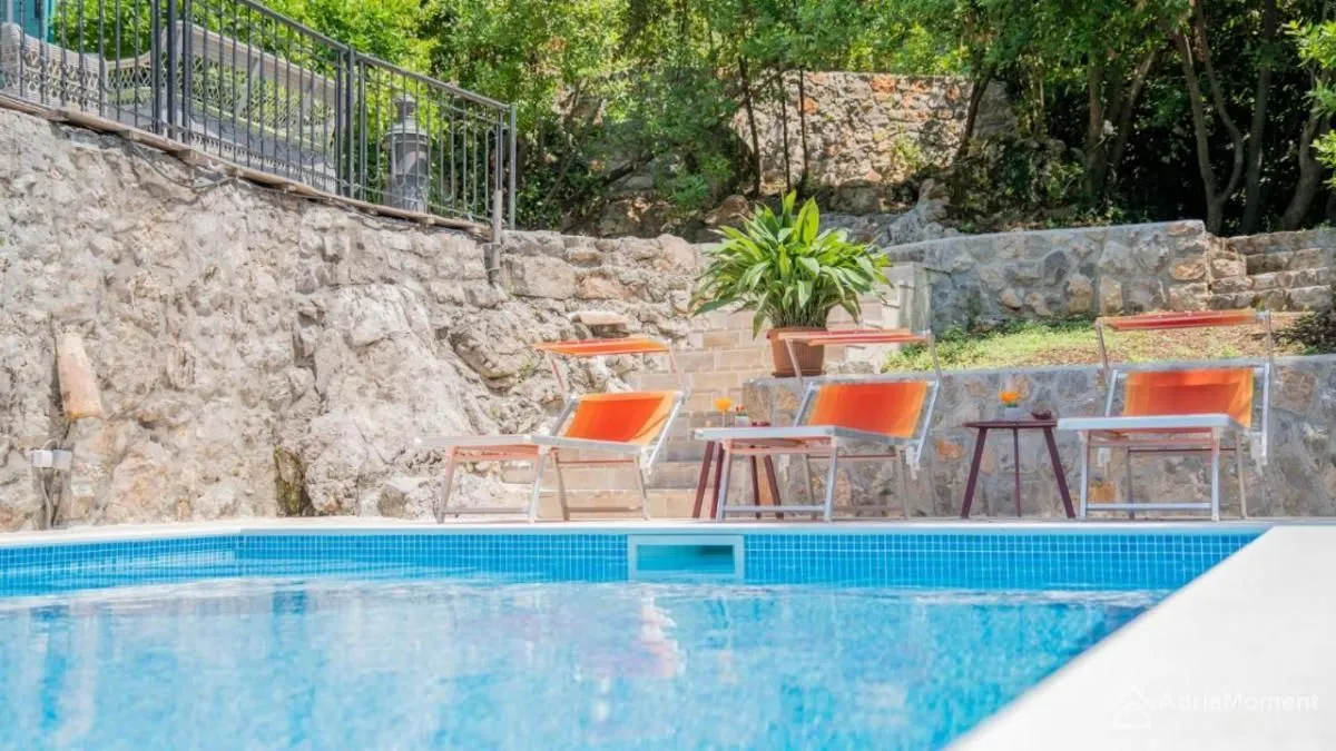 Prodaja, kuća, 150m², Milovići, Tivat