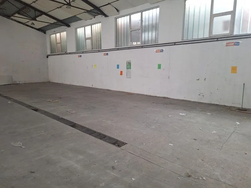 Rent, office space, 330m², Zrenjanin, Srbija