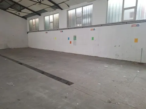 Rent, office space, 330m², Zrenjanin, Srbija - image 8