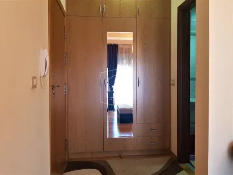 Izdavanje, garsonjera, 28m², Krivi Most, Podgorica - image 10