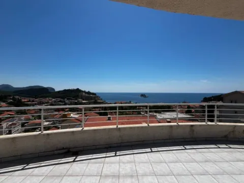 Sale, three bedroom apartment, 169m², Petrovac, Budva