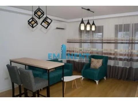 Rent, two bedroom apartment, 44m², Gundulićev Venac, Beograd - image 2