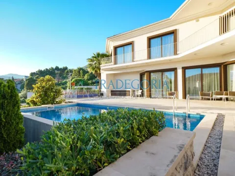 Prodaja, kuća, 285m², Tivat, Crna Gora - image 29